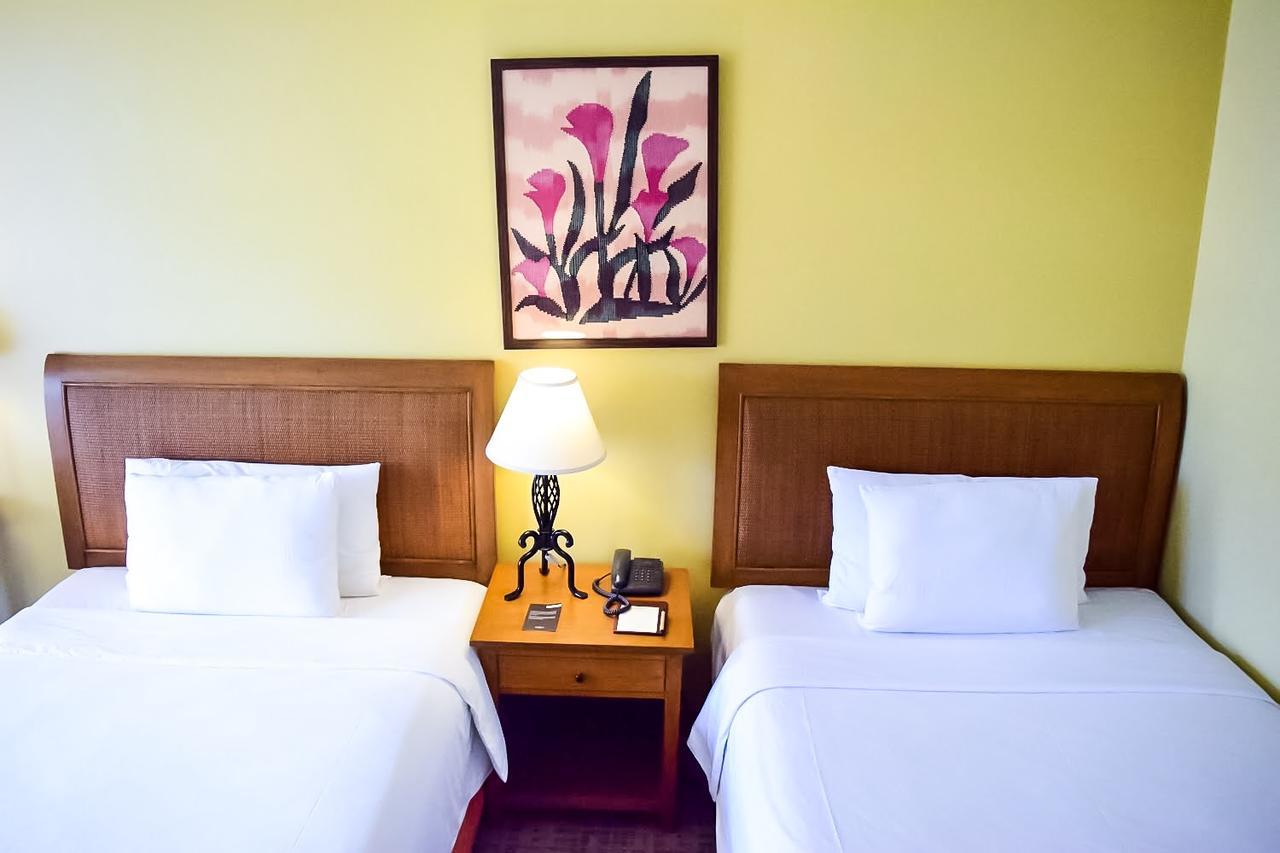 Hotel The Manor At Camp John Hay Baguio City Zewnętrze zdjęcie