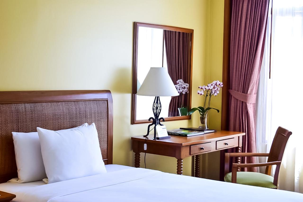 Hotel The Manor At Camp John Hay Baguio City Zewnętrze zdjęcie